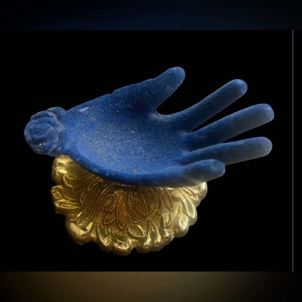 Vintage Velvet Hand Display Holder #8563